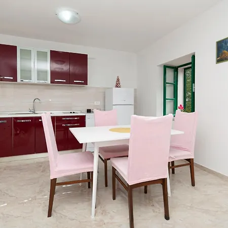 Roko Podspilje (Split)